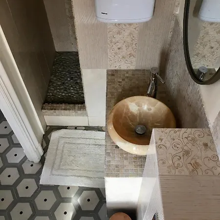 La Casa Deva - Maison D Artistes לינה וארוחת בוקר