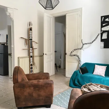 La Casa Deva - Maison D Artistes לינה וארוחת בוקר 3*