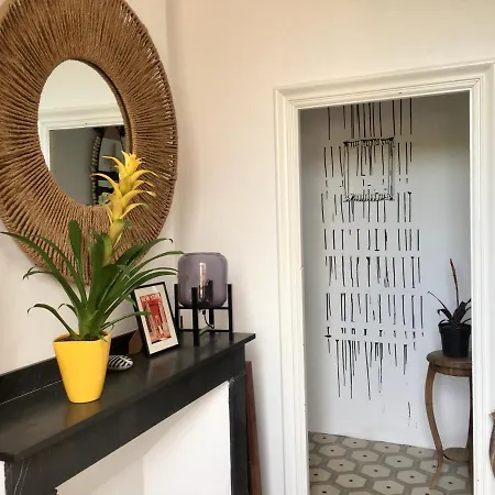 לינה וארוחת בוקר La Casa Deva - Maison D Artistes 3*