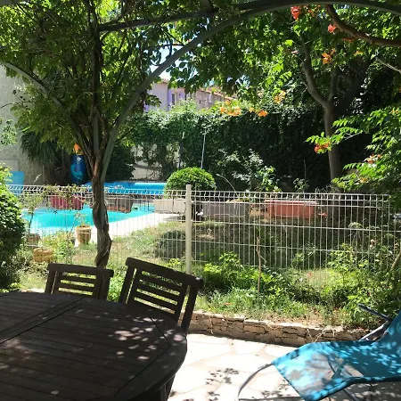 לינה וארוחת בוקר La Casa Deva - Maison D Artistes