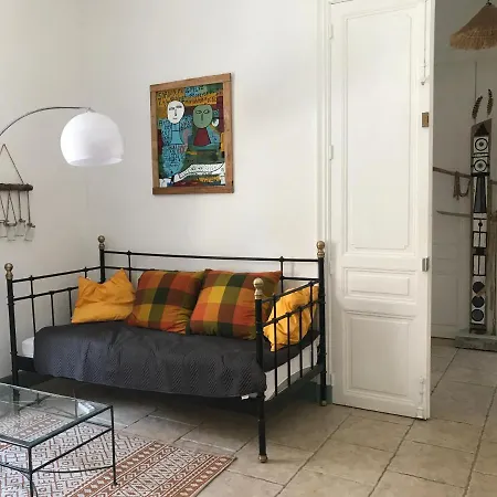 La Casa Deva - Maison D Artistes Couette-café Montredon-des-Corbieres
