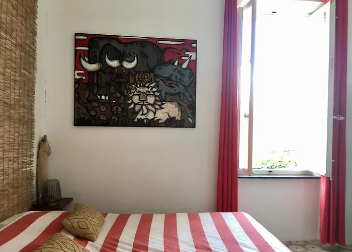 Bed & Breakfast La Casa Deva - Maison D Artistes Montredon-des-Corbieres