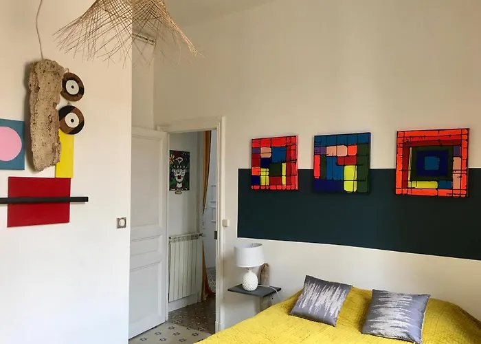 Bed & Breakfast La Casa Deva - Maison D Artistes 3*